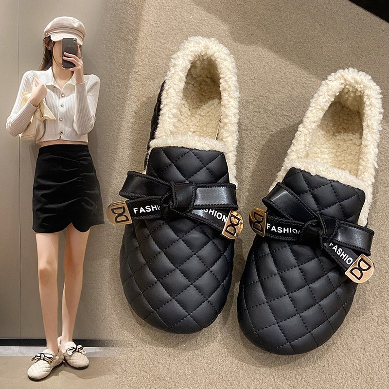 Versatile Non-slip Small Leather Shoes - Image 3